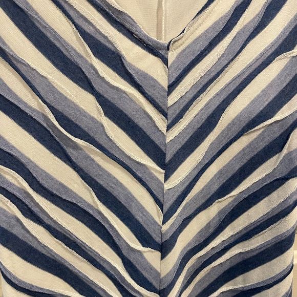 Eci New York Textured Fancy Weave Knit Blue and White Striped Dress - Picture 6 of 6